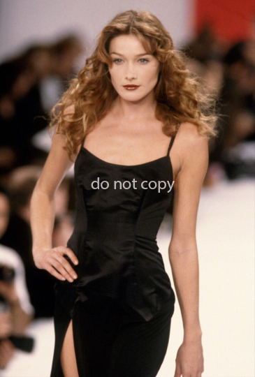 CARLA BRUNI