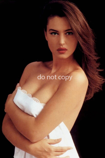 MONICA BELLUCCI